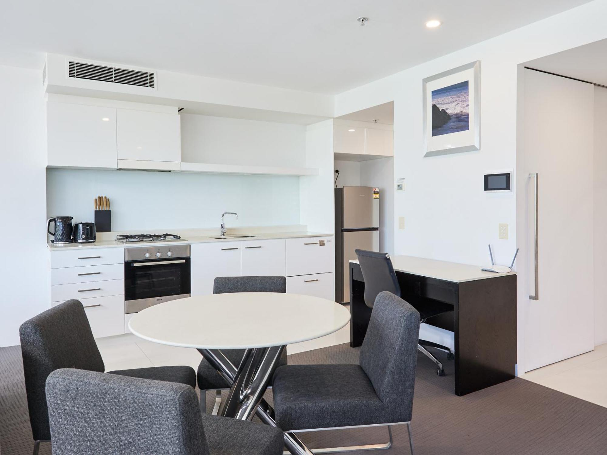 Serain Residences On 9 Hamilton Avenue Χρυσή Ακτή Εξωτερικό φωτογραφία