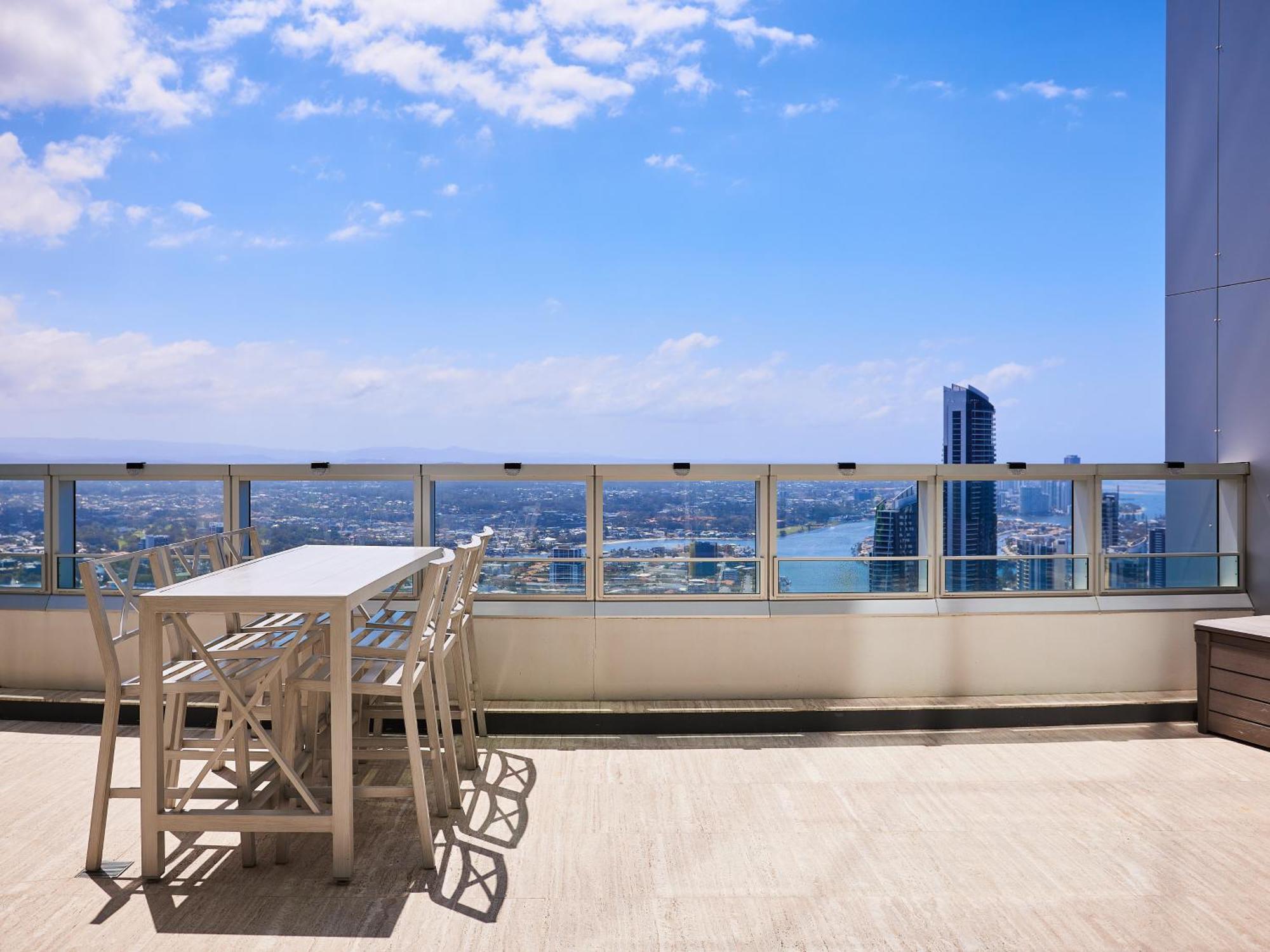 Serain Residences On 9 Hamilton Avenue Χρυσή Ακτή Εξωτερικό φωτογραφία