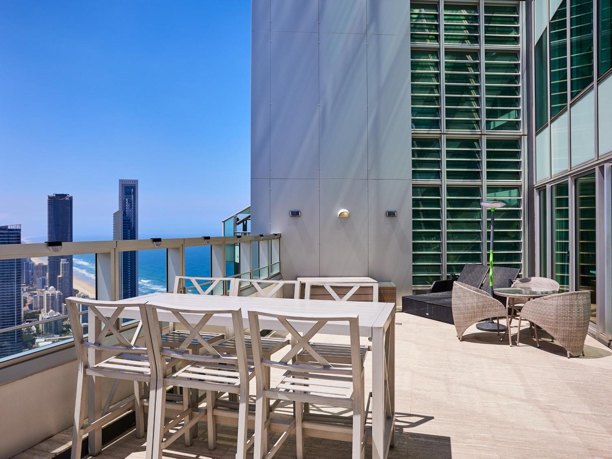 Serain Residences On 9 Hamilton Avenue Χρυσή Ακτή Εξωτερικό φωτογραφία